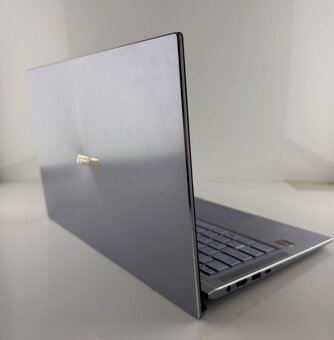 Asus ZenBook R7 3700U/16GB DDR4/ 512GB M2 /W10 na opravu - 4