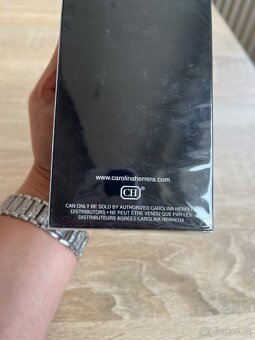 212 Black vip NYC carolina herrera - 4