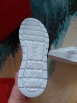 kožené bílé tenisky Puma vel. 40 nové - 4