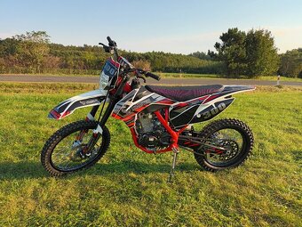 Pitbike Killer PRO 300cc H2O 21/18 červená - 4