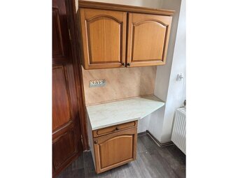 Krásná venkovská dubová kuchyně se spotřebiči,5447 - 4