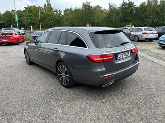 Mercedes-Benz E 300 2020 - 4