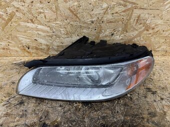 LEVÉ PŘEDNÍ XENONVÉ SVĚTLO VOLVO S80 II / S70 / XC70 - 4
