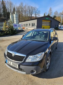 Škoda Octavia Scout 2,0TDI DSG - 4