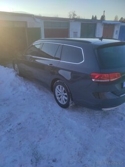 VW Passat - 4