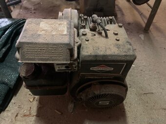 Zahradní traktor - 4