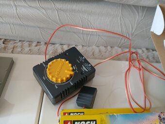HO vagónky domečky kamióny a jiné k vláčku dle fotek - 4