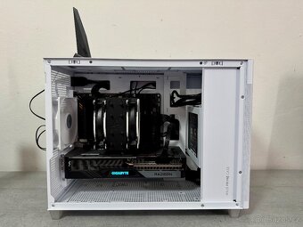 VÝKONNÝ HERNÍ PC R7 7800X3D/32GB RAM/RX 7800-XT/1TB SSD - 4