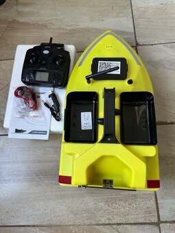 NOVÁ Zavážecí loďka na ryby s GPS,10000 mAh - 4