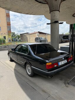 BMW 730i E32 - 4