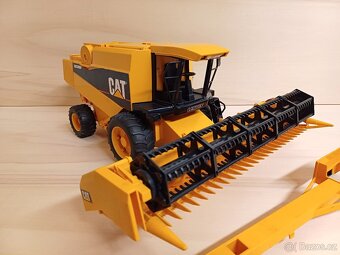 Bruder CAT Lexion - 4