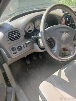Chrysler grand voyager - 4