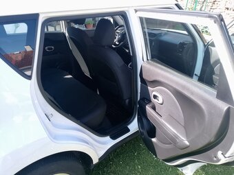 KIA SOUL 1.6 CVVT 91 kW, r.v. 2018 - TOP STAV - 4