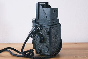 Yashica Mat 124G - 4