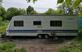 Karavan Hobby bez SPZ na pevné stání - 4