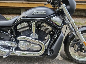 HARLEY DAVIDSON V ROD NIGHT ROD VRSCD 6000km koupeno CZ - 4