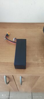 RC truggy 4x4 velikost 1:8 + nová baterie 14,8v 5400mAh.. - 4