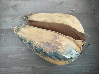 Nádrž čz 150 C nepomlácená vč. bakelit víčko a sítko - 4