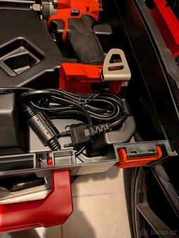 Milwaukee Fuel akumulátorový rázový utahovák m18 fiw2f12-OX - 4