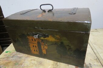 Stará vojenská bedna- po renovaci nově namalovaná - 4