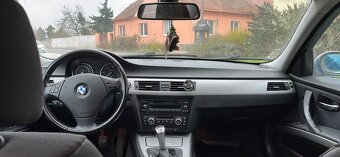 BMW 325 D, řada 3 2,5 L - 145KW - 4
