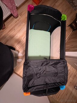 Cestovní postýlka - 4