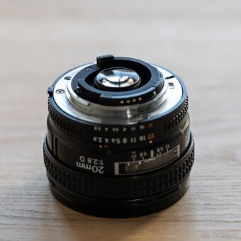 AF Nikkor 20mm 2,8D - 4