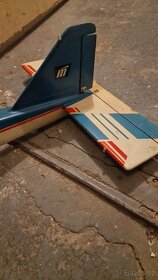 zaletane motorové latadlo Trenér s krabicí - 4