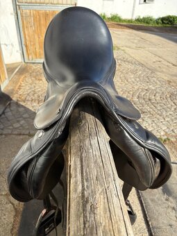 Drezurní sedlo Equiline typ Dynamic - 4