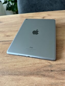 iPad 6. Generace WiFi - 32GB - 4