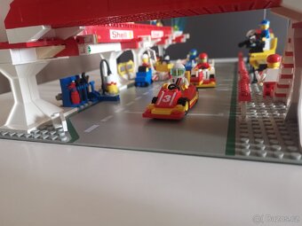 LEGO 6395 Victory Lap Raceway - 4
