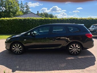 Opel Astra 1.4 T Serviska Tempomat 1. Majitel - 4