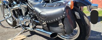 Suzuki VS800 GL - 4