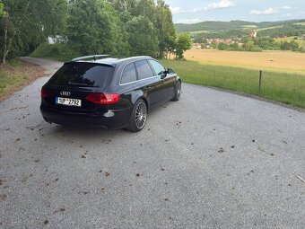 Audi A4 B8 S-LINE 2.0 tdi 125 kw 2010 - 4