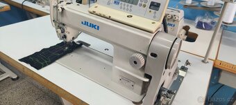 Průmyslový aut. šicí stroj jehelní podávání Juki DLN-5410N-7 - 4