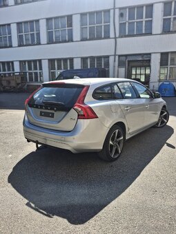 Volvo V60 D4 120kW - 4