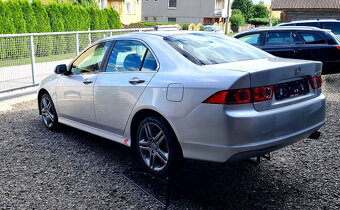 Honda Accord sedan 2,0i-Vtec výborný stav r.2008. - 4