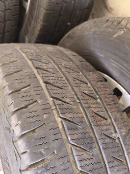 Zimní pneu 215/65 C15 - 4