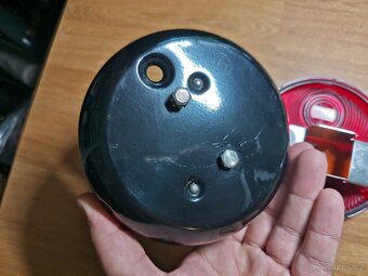 B16 Zetor Avia Liaz Tatra vlek zadní světlo PAL - 4