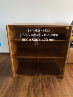 obývací stěna + sedačka + šatní skříň + knihovnička - 4