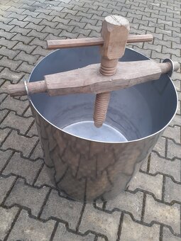 nerez nádoba sud - 4