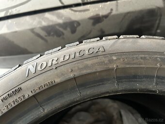 2x pneu 225/40/18 matador nordica zimni - 4
