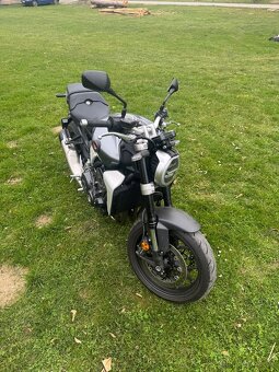 Honda CB 1000 R - 4