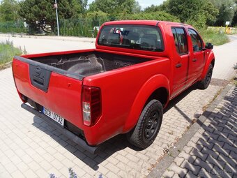 Nissan Navara 2.5 DCi DoubleCab 4x4 ČR původ - 4
