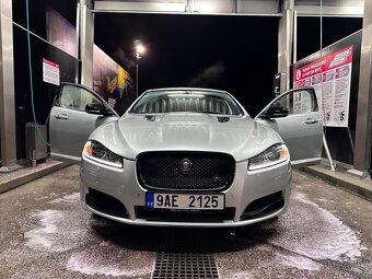 Jaguár XFR - 4
