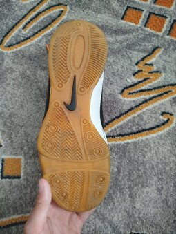 Nike Tiempo - 4