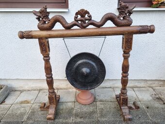 Starožitný - dřevěný - vyřezáváný - Stojan a gong - 4