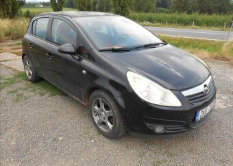 Opel Corsa 1,2 59 kW KLIMA CZ Serviska benzín - 4