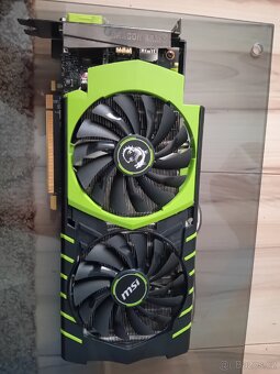 PC nebo díly - 4