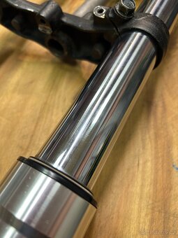 Predná origo vidlica kompletná na CBR 900 RR - 4